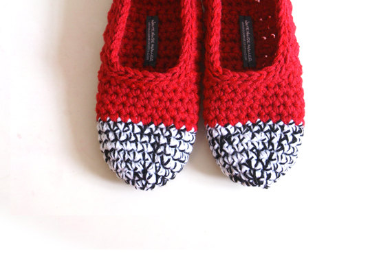 Crochet Slippers in Red, Black & White
